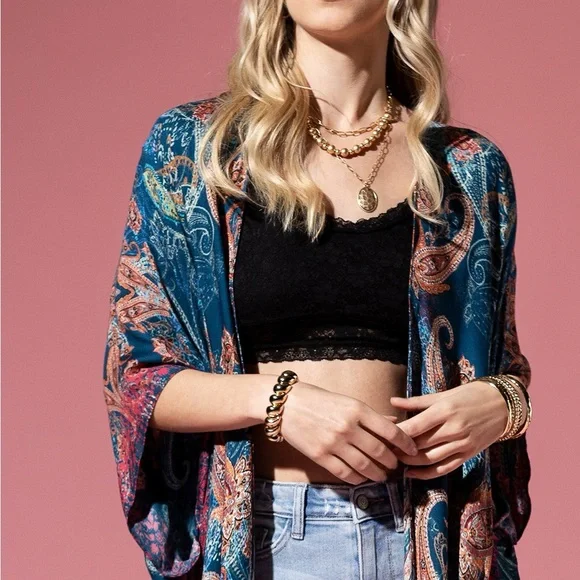 Tassels NWT kimono Ruana exotic viscose or rayon soft flowy bohemian‎ rusts teal - Picture 2 of 4